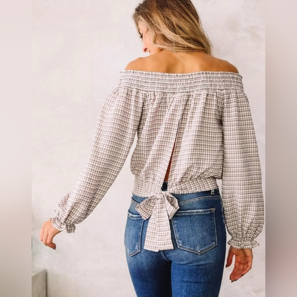 Willow & Root Off The Shoulder Gingham Top With Back Tie - Picture 3 of 11